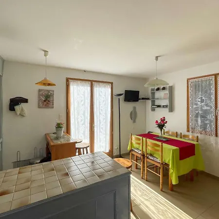 Maison A Deux Pas De La Avec Grande Terrasse Et 6 Couchages A Porto-vecchio - Fr-1-62-148 Porto-Vecchio (Corsica)